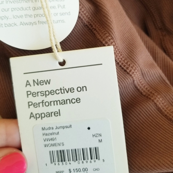 Vuori Mudra Jumpsuit Women's Ribbed Drawstring Pockets Athleisure Hazelnut NWT - Picture 5 of 13